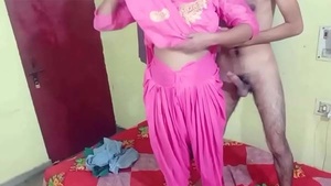 Girlfriend ke gar mein hot indian sex ka maya