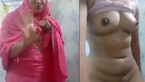 Dissatisfied with horny muslim girl striptease selfie