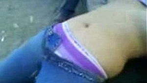 Non-professional outdoor college students talk about mating