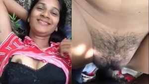 Beautiful Desi Indian girl sucking and fucking outdoor sex MMS