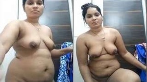 Sexy Bhabhi strips off and shows off her body