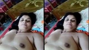 Boady Records Nude Selfies