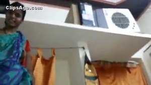 Kamwali ko paise decar uski chudai porn banaya