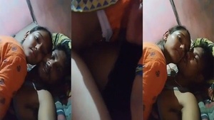 Desi girl kissing and riding the BF cock