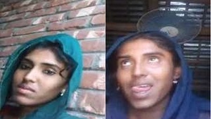 Pretty Country Girl Shows Her Tits