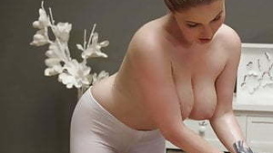 British beauty with big boobs is great at rubbing