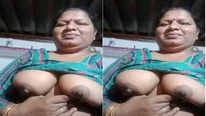 Panjabi Bhabha's Excited Masturbation