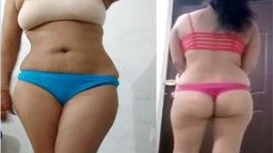 Exclusive Sexy Girl Desi Showing Her Boobs On Video Call