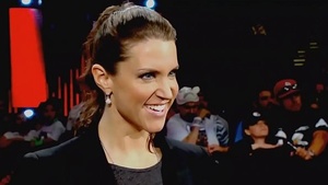 WWE Stephanie McMahon pornô Titantron