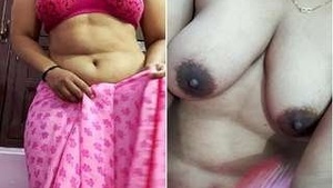 Exclusive Sexy Bhabha gets naked and shows her tits