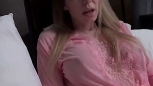 Son's difficulty came to mommy and fucked brush hard. Beautiful mom.