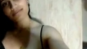 Indian sex scandal with college teacher Desi jerking off tight pussy