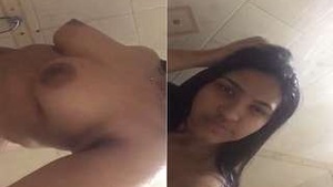 Cute Indian Girl Shows Tits and Pussy in the Shower Video