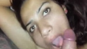 Amateur college couple in missionary position and blowjob