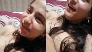 Hot Indian girl Desi fucks