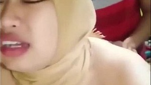 The Arab hijab is a bird's eye coitus