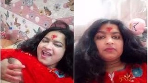 Sexy Nepalese Bhabhi Shows Tits and Pussy