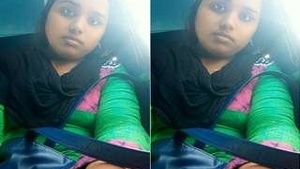 Sexy Desi Indian Girl Nude Selfies