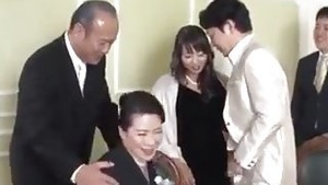 young japanese woman violou casaco married and fucked