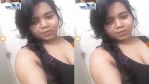 Desi Girl Shows Pussy On Video Call