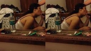 Super Hot Look Desi Girl Gives Blowjob to Guy