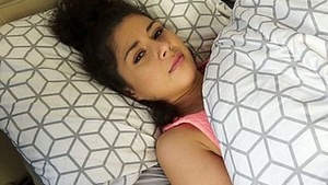 Unclutter Nympho PeneLope Shiveled up You have a thoroughly pleaty pussy