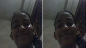 Pretty Lankan Girl Shows Her Pussy