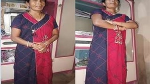 Auntie Desi gets naked and sucks cock