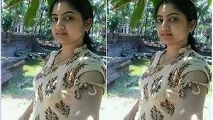 Exclusive Sexy Image of Desi Girl Showing Her Ass and Pussy