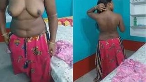 Video of Tamil Wife's Boobs Made by Husband