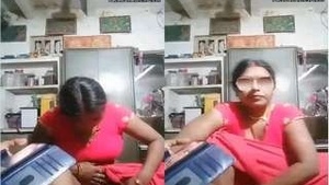 Bhabhi Shows Pussy On Live Webcam