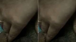 Desi GF Wanking Pussy Fingers BF