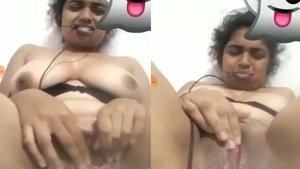Video of a cute Indian pussy