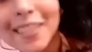 Desi girl jerking off with fingers XXX video