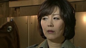 Hitomi Enjoji is a mature tolerant with kinky daydreaming