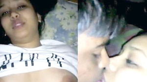 Desi girlfriend enjoys kissing and boob pushing with her boyfriend during menstruation