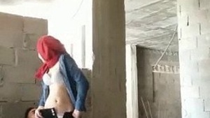 Turkish girl gets naughty in bed