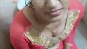 Sucking jija cock in the bathroom