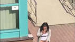 Outdoor solo session with a wild and horny girl