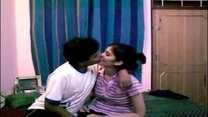 Mumbai teen college girl passionate foreplay with bf at home