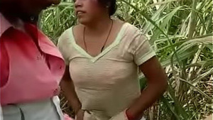 Desi couple gets caught in the open air