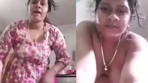 Bigass Dissatisfied Married Bhabi With MilkyBoobs Showing