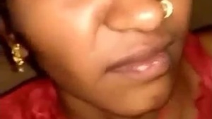 Desi Bhabi anal strapon foda