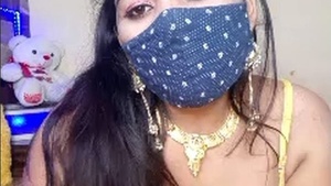 Geeta Bhabhi Squeezing Her Breasts Milk