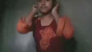 Desi Girl from the Village Strips and Masturbates in a Naked Video