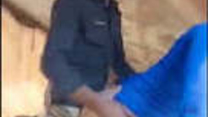 Pakistani Couple Has Sex Outdoors with a Girl