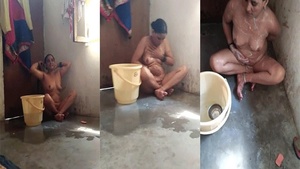 Devar captures the nude bathtub of a mature MMC