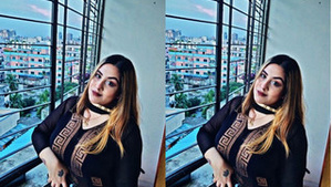 Indian Babes Sensual Tit-Sucking Show