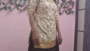 Dasi meninas indianas gozada na boca