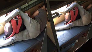 Desi babe with hot figure lfts and sleeps on train